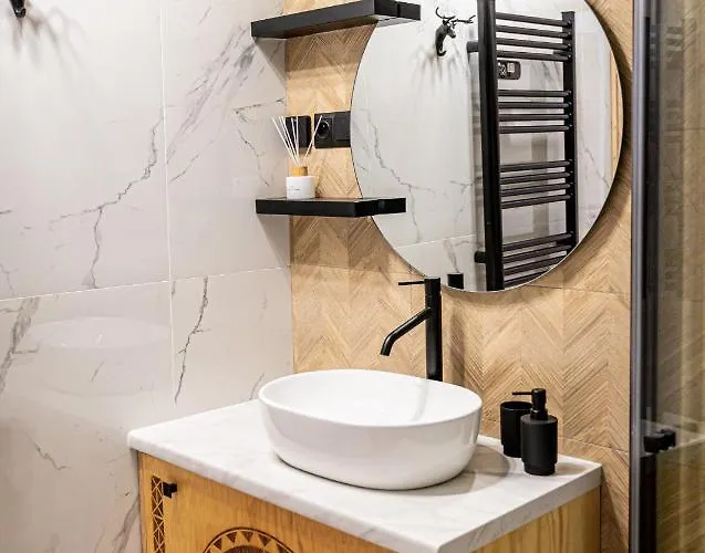 Kaskada & Sauna Na Wylacznosc דירה